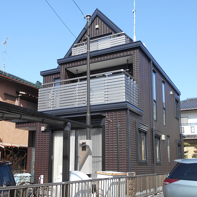 愛知県名古屋市Ｂ様_外壁屋根塗替え工事_施工後全景写真